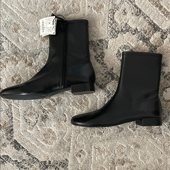 Zara NWT Black Leather Boots - Picture 3 of 8